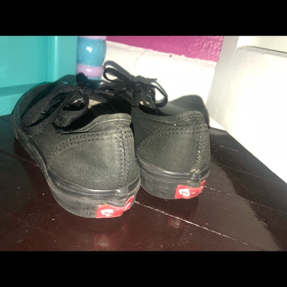 Vans - Picture 2 of 3